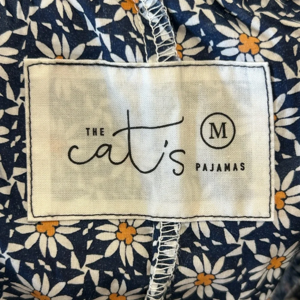 The Cat’s Pajamas Daisy Pattern Pajama Set with White Trim Size M - Picture 11 of 13
